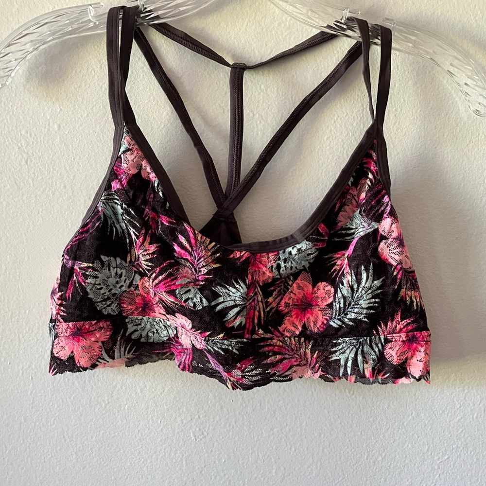 Pink By Victoria's Secret Lace Bralette. Very Lightly lined. BNWOT
